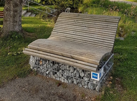 Erholungsbank an der Kneippanlage